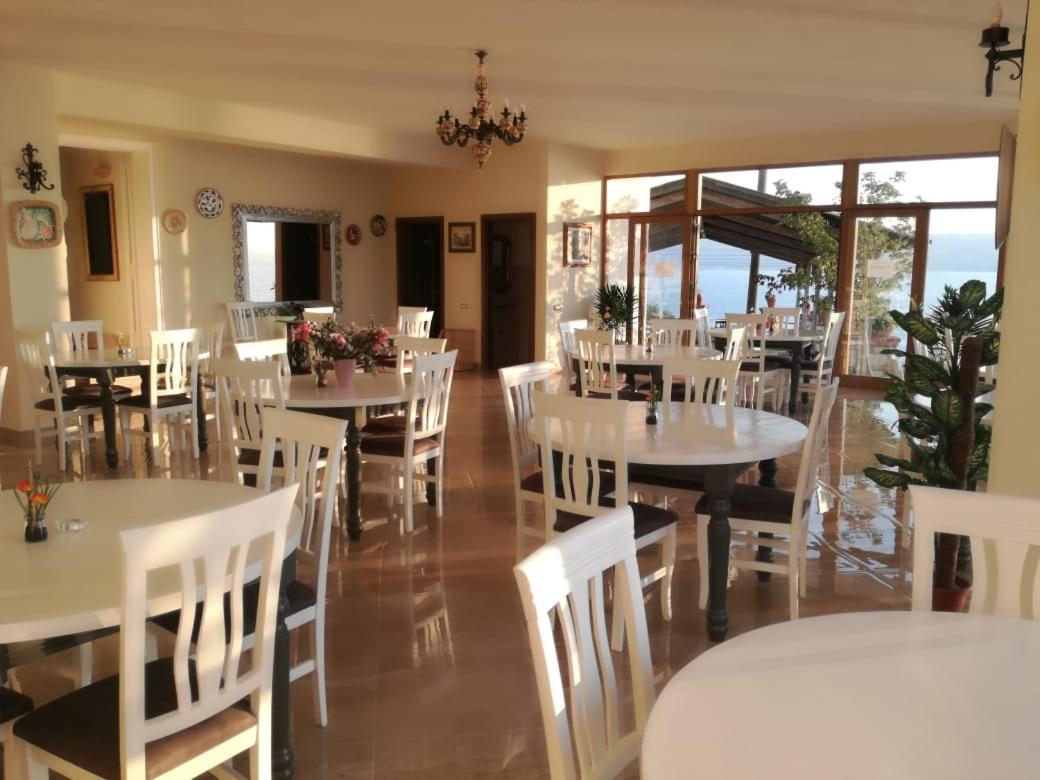 Hotel "San Saena " Radhime Ngoại thất bức ảnh