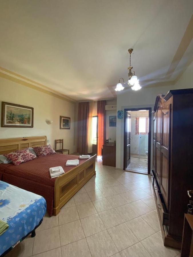 Hotel "San Saena " Radhime Ngoại thất bức ảnh