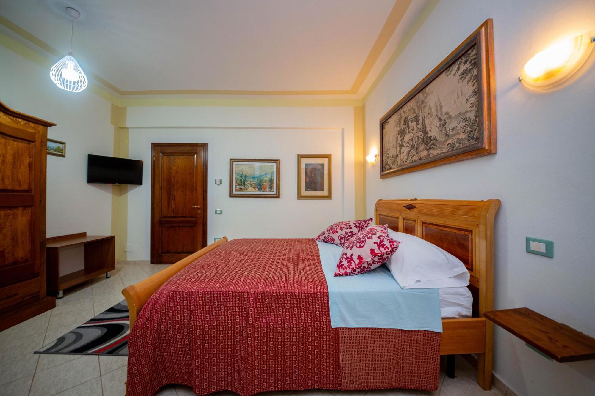 Hotel "San Saena " Radhime Ngoại thất bức ảnh