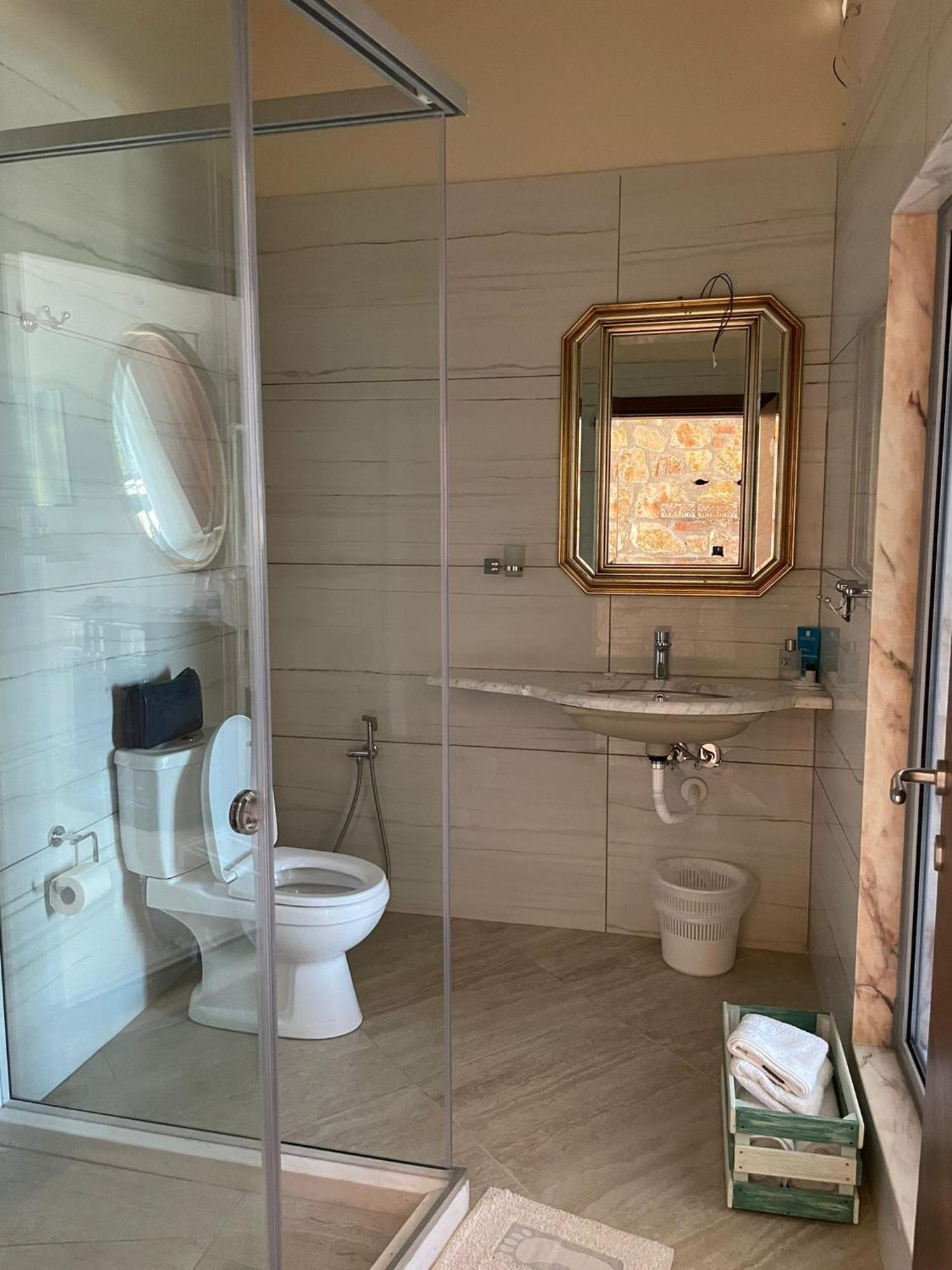 Hotel "San Saena " Radhime Ngoại thất bức ảnh