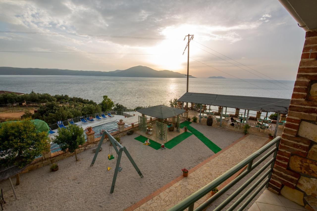 Hotel "San Saena " Radhime Ngoại thất bức ảnh